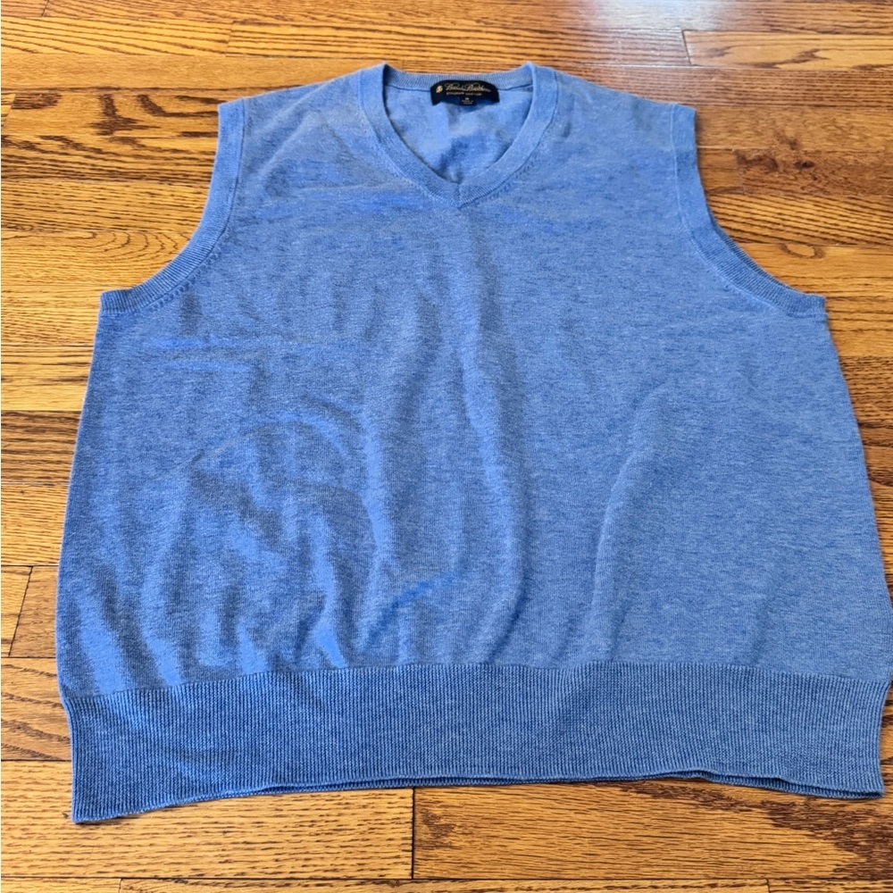 Brooks Brothers men’s size medium supima cotton blue v neck sweater vest - Picture 2 of 11